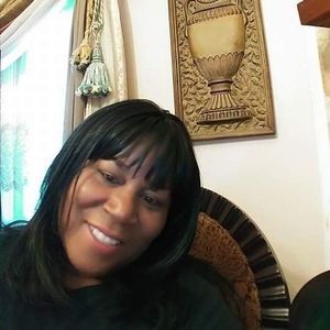 Meet your Posher, Edna